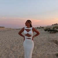 IKARIA robe blanche