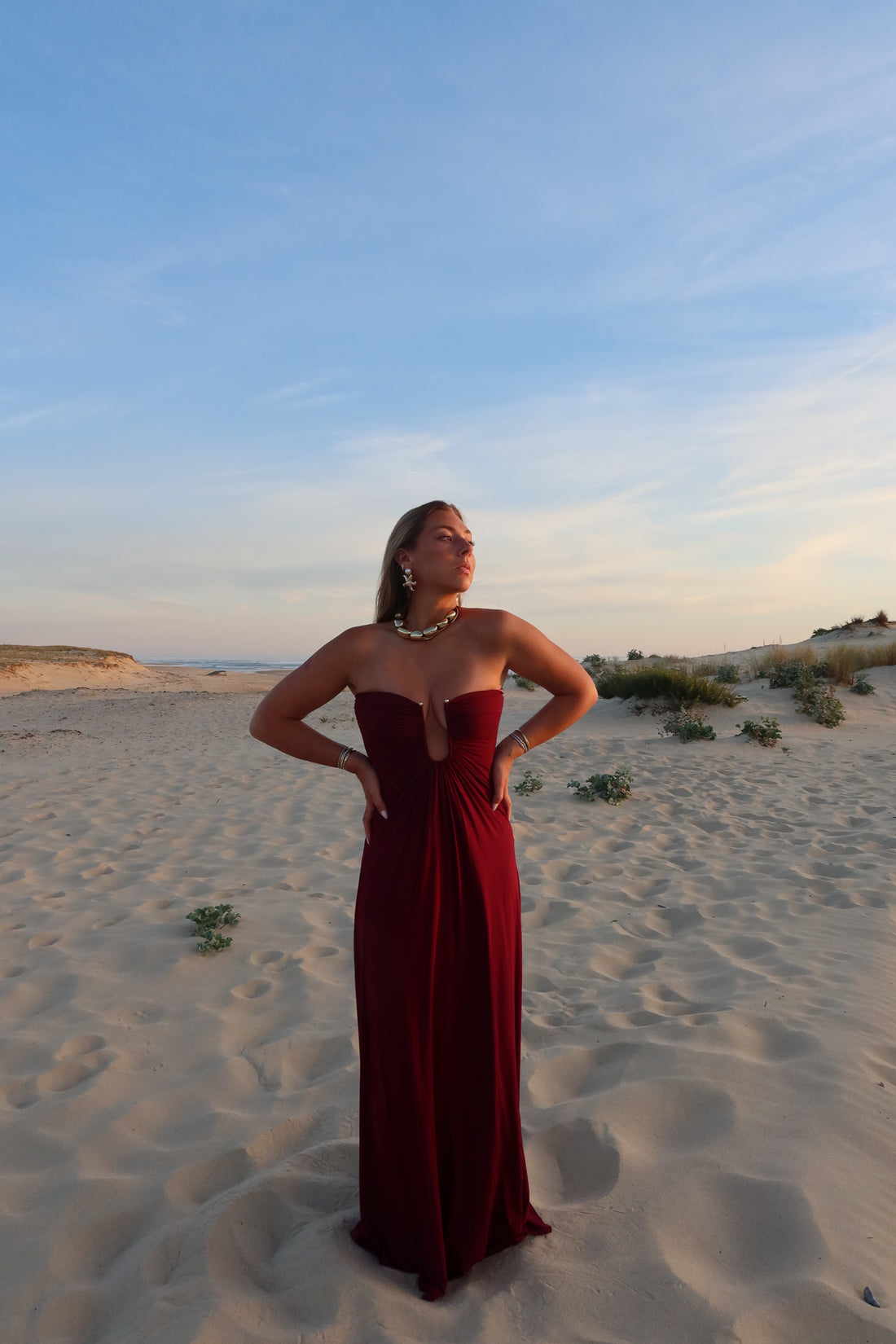 KOS robe burgundi