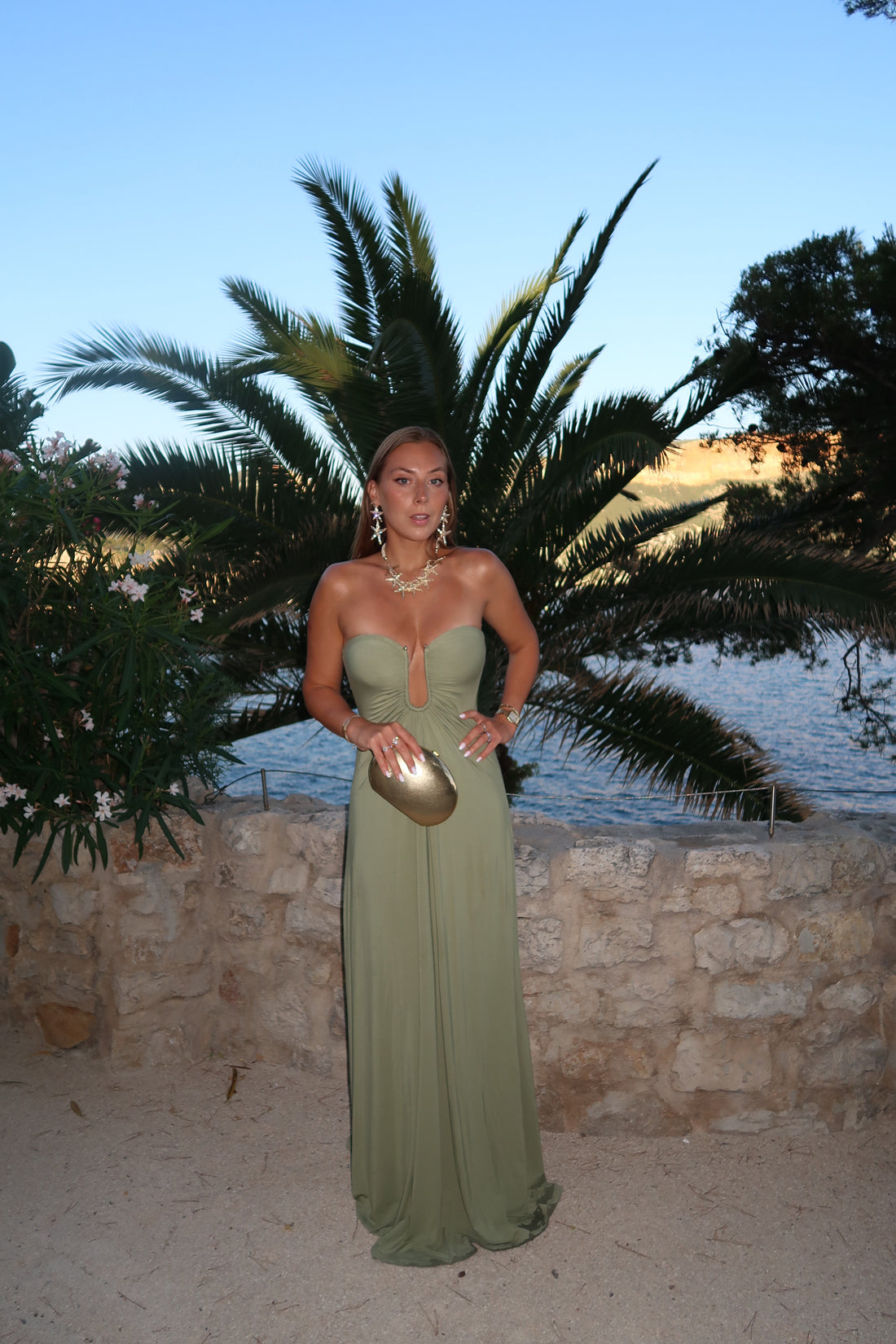 KOS robe olive